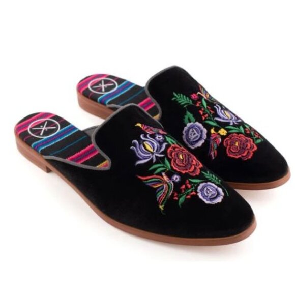 Inkkas Tribe Frida Mules Slides Slip On Black Floral Embroidered US 7 EUR 38 $75 - Picture 1 of 10